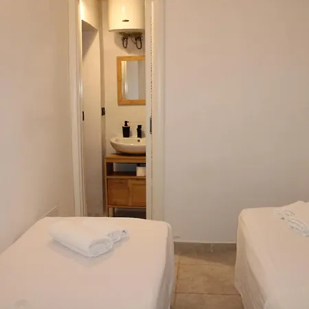 펜션 Ornella 빌라노바 디 오스투니